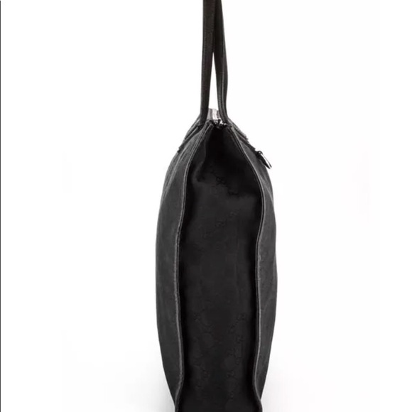 ***AVAILABLE*** Gucci large monogram tote - Picture 3 of 8